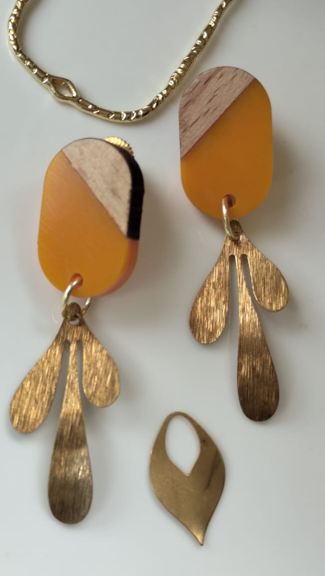 Earthy Elegance Drops