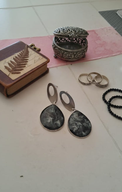 Eclipse Oval Drops