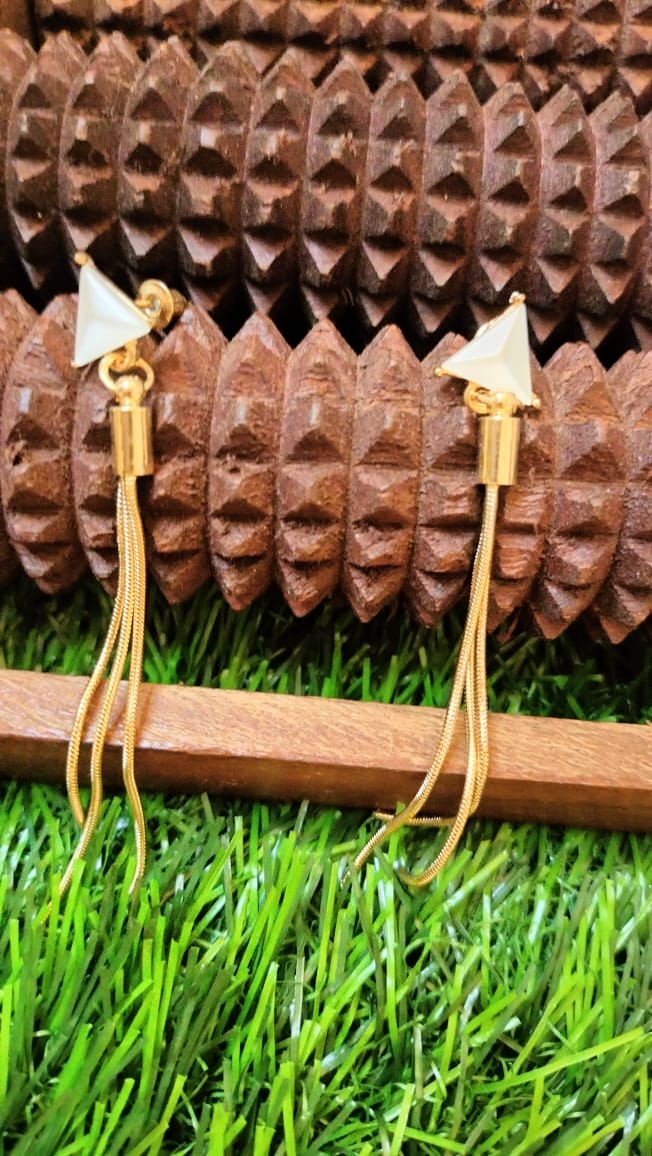 Triangle Danglers